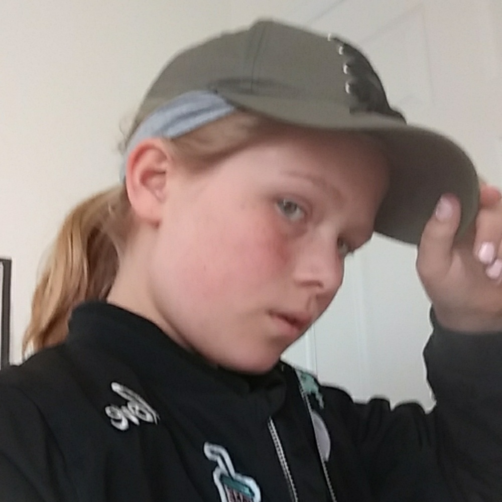 cute laced hat - Picture 6 of 6
